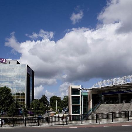 Premier Inn London Wembley Park Exterior foto